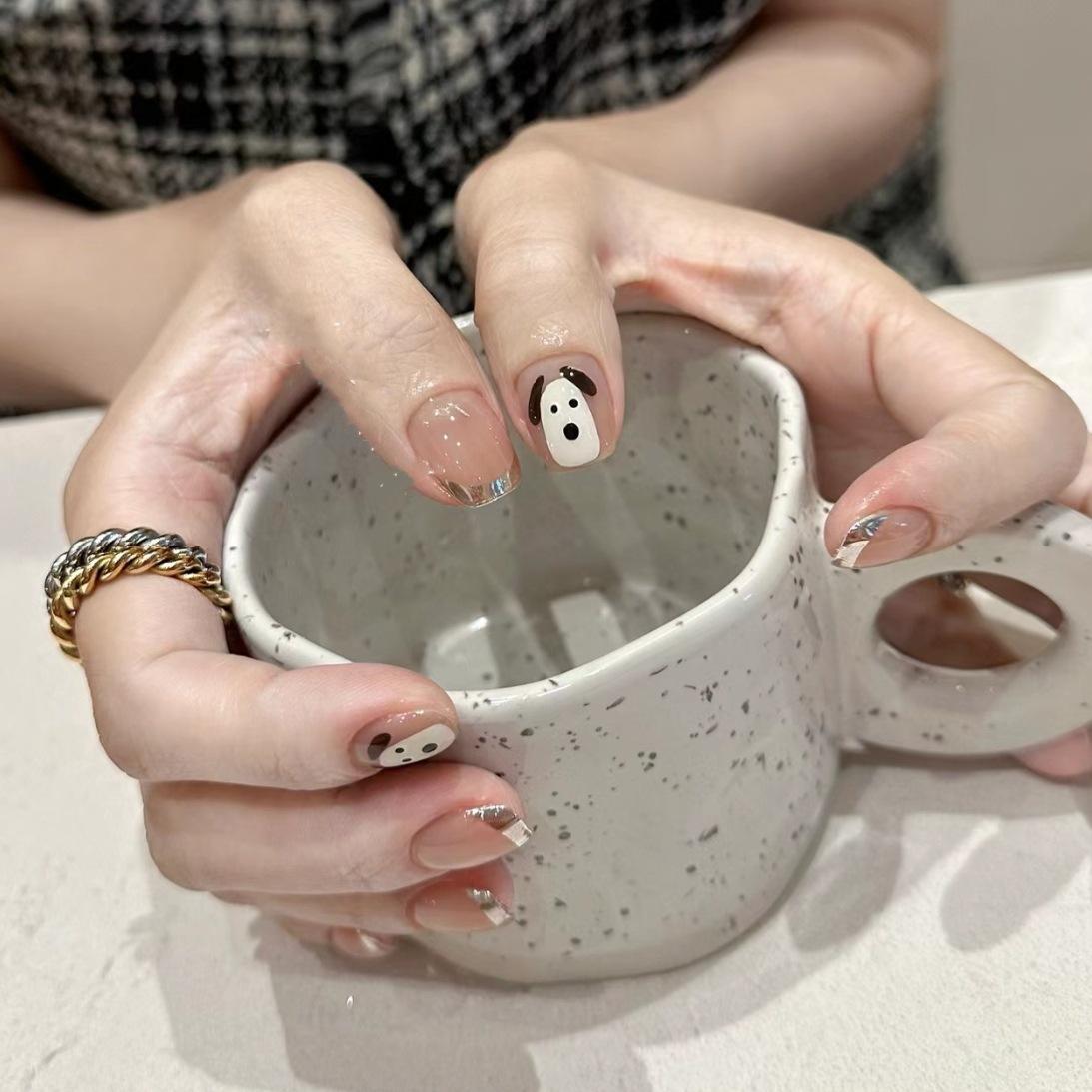 Hand-painted cartoon puppy hand-worn nail magic mirror French white nude simple nail patch fake nails XS