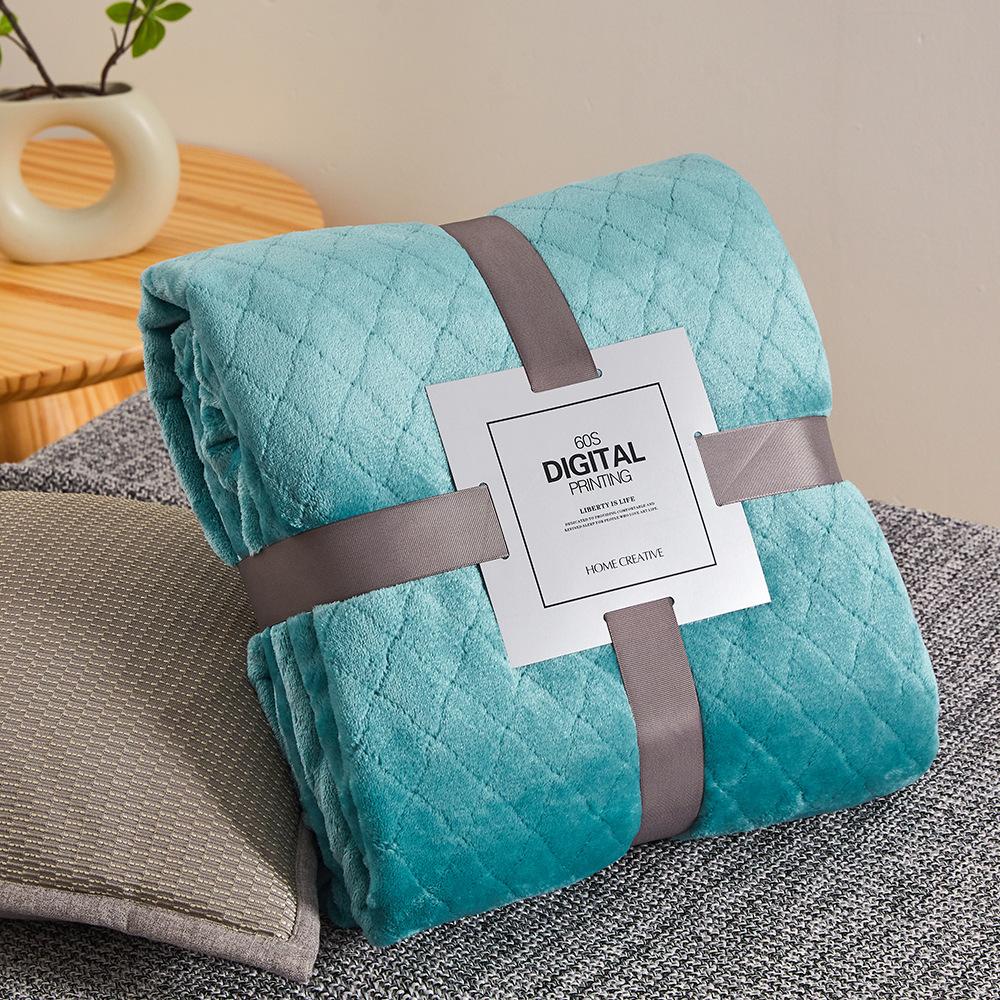 Thickened Diamond-Patterned Luxury Coral Fleece Flannel Blanket—Perfect for Air Conditioning