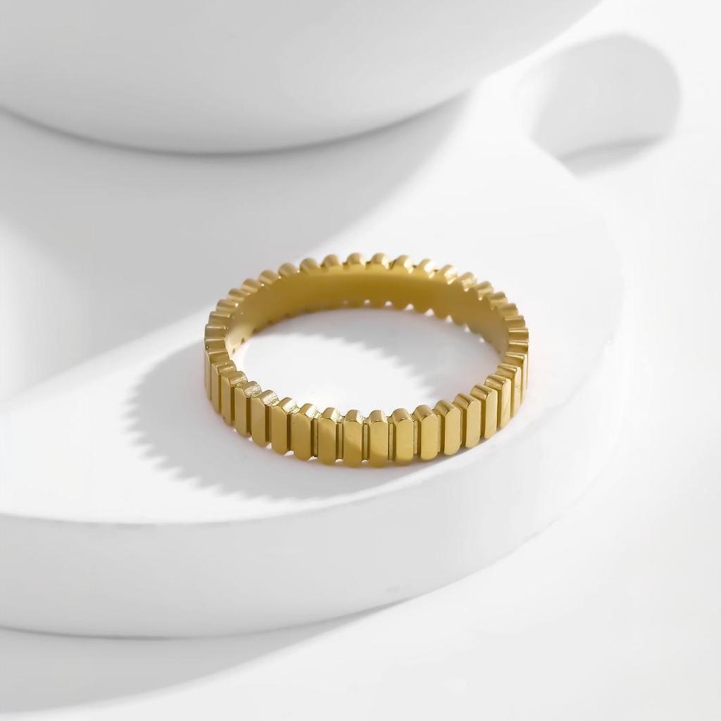 Gold and Silver Minimalist Index Finger Ring - European and American Style, Titanium Steel, Non-Fading Design.