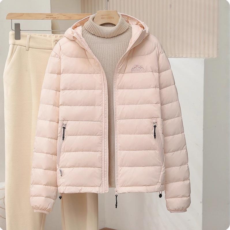 Autumn and Winter New Ribs Light Down Jacket Women's Short Hooded Casual Sports Snow Mountain White Duck Down Jacket Tide