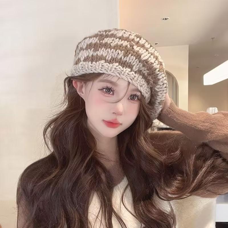 Retro contrasting stripes thick knitted beret women's autumn and winter versatile wool painter hat children's parent-child warm hat