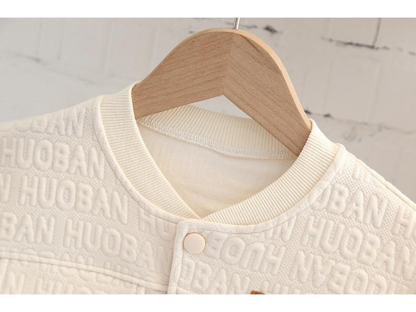 Stilvolles Strickjacken-Dreiteiliges Set mit geprägten Buchstaben für Jungen: Trendiges Frühling/Herbst-Outfit
