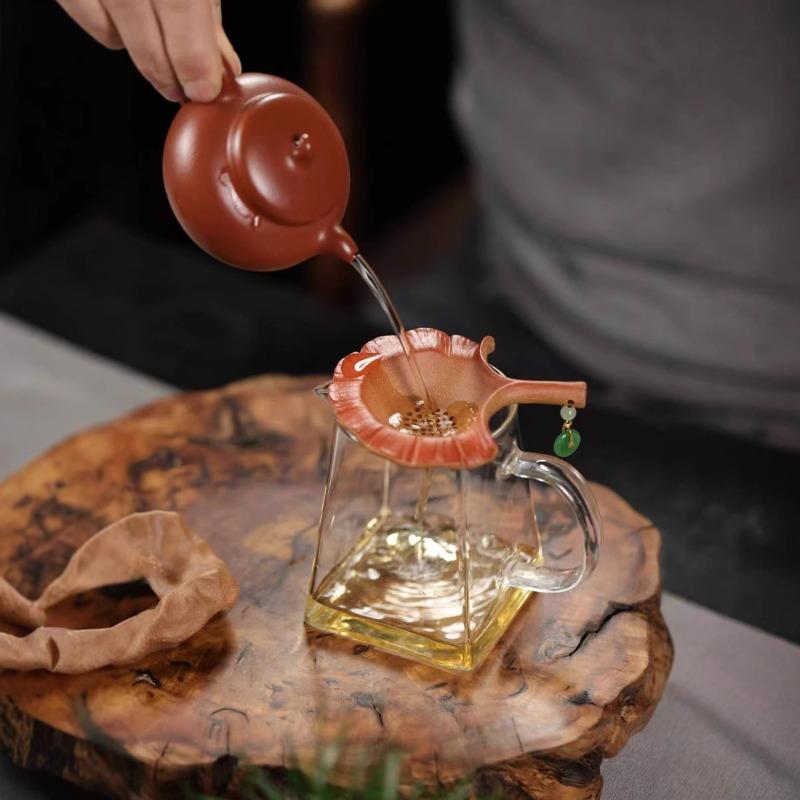 Yixing Zisha Apricot Design Tea Strainer Handmade Ceramic Filter for Gongfu Tea Ceremony Traditional Chinese Accessories