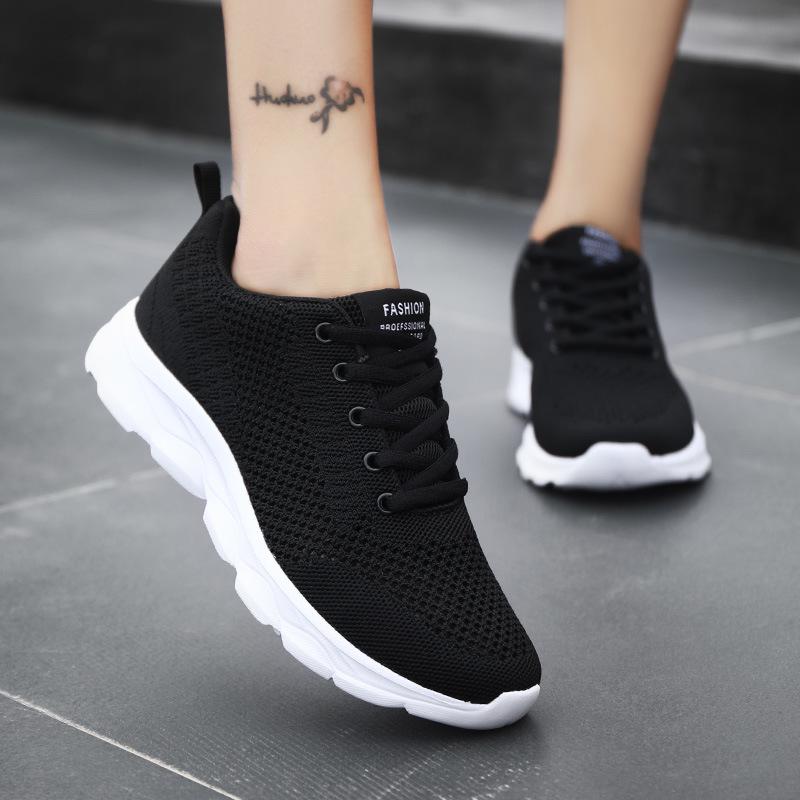 Damskie lekkie sneakersy z siateczki: Wiosenne Casualowe Antypoślizgowe Miękka Podeszwa Płaski Obcas Buty do Biegania
