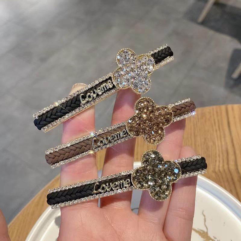 Koreańska Moda Cyrkoniowy Pleciony Klips do Włosów - Styl Celebryty Internetowej, Wszechstronna Spinka Kaczuszka