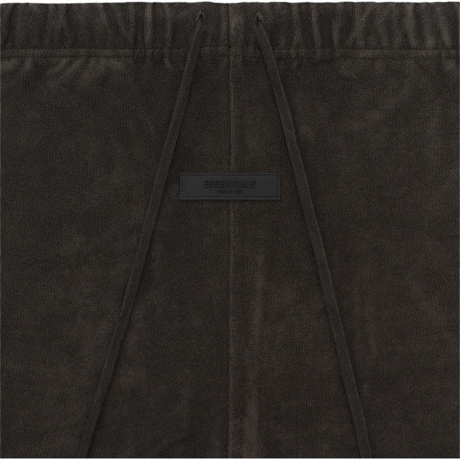 Fear of God Essentials Terry Sweatpant Off Black Unisex Bottoms 130BT224070F