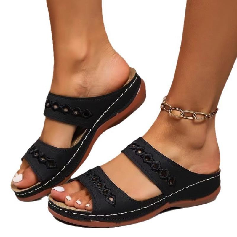 2026 New Women's Retro Stitched Sandals Non Slip Lightweight Soft Sole Casual Comfort Slippers