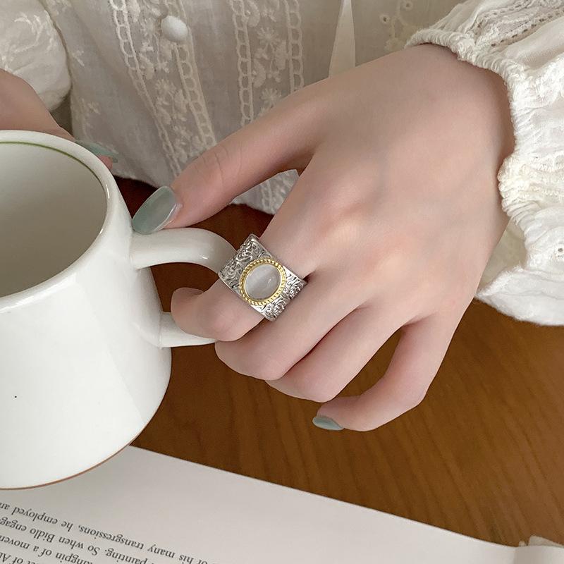 2025 Trend Retro Cameo Tanggrass Totem White Chalcedony Ring Women Fashion Light Luxury Men And Women Open Index Finger Ring