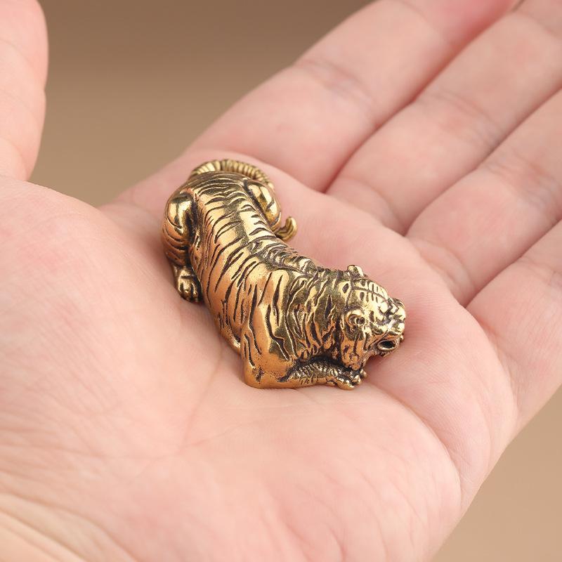 

Vintage Brass Tiger King Statue Paperweight Ornaments Copper Animal Tiger Miniatures Figurines Desk Decorations Home Decor Gift A