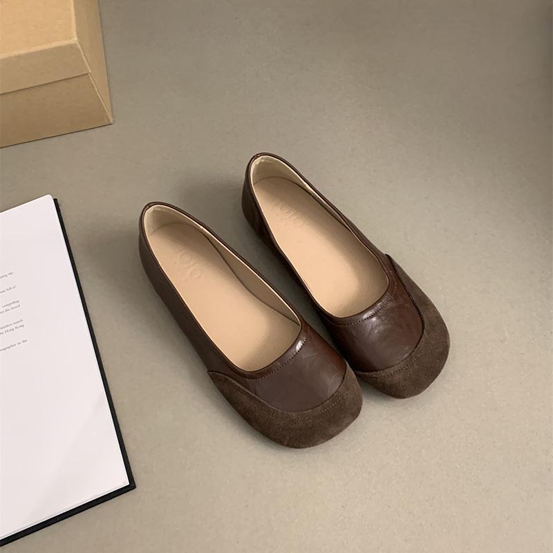 Retro round head shallow mouth single shoes women's 2025 spring new soft-soled evening wind flat bottom one pedal casual Doudou shoes