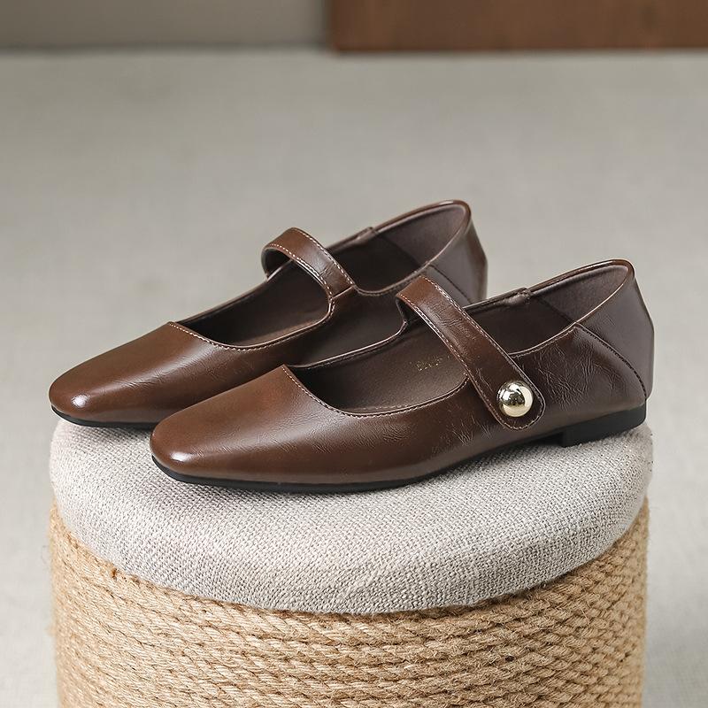 

Grape mother, the same style, one-word buckle with shallow mouth square head flat-soled single shoes, women s shoes, spring shallow mouth laden shoes 40 коричневый