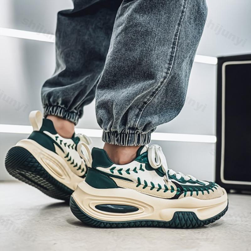 Fashion Niche Design Men's Low Top Thick Soled Casual Sports Shoes 2025 Autumn Fashion Versatile Comfortabel Non Slip Platform sneakers