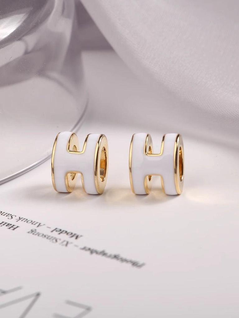 Mashi Standard H-Buchstaben Emaille Ohrstecker - Leichter Luxus, Modischer Klassischer Stil für Damen