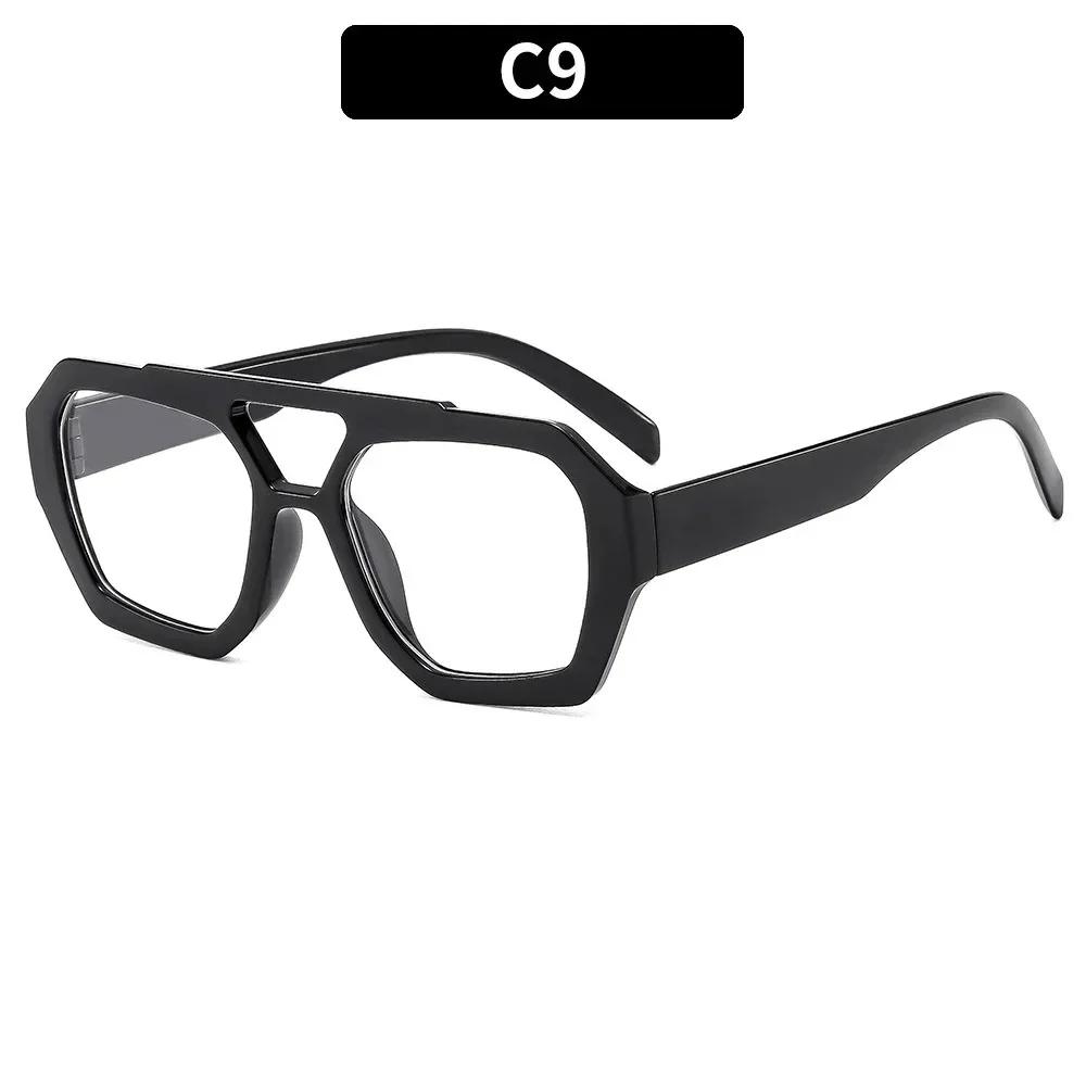 Leopard Trendy Women Sunglasses Square Chic Decorative Beach Sun Shades for Outdoor Travelling with UV Protection