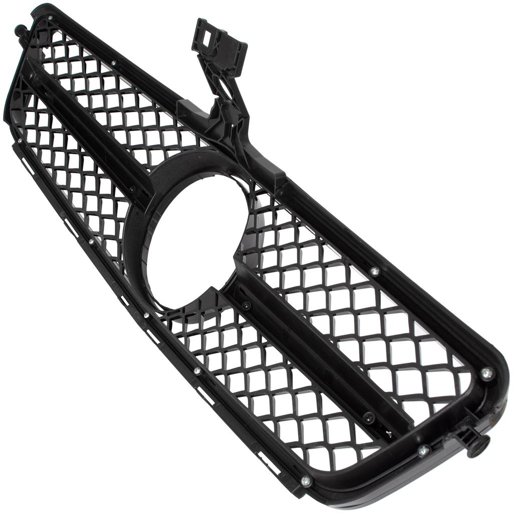 Mercedes C-Class W204 2019-2023 Grille Between Headlights PIANO BLACK & CHROME