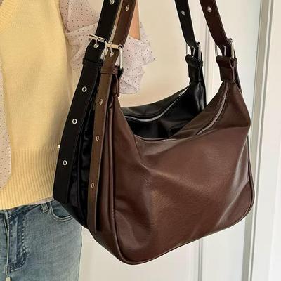 Borsa a Spalla Retro Moda Donna 2025 con Tracolla Larga - Capiente, Tote Versatile