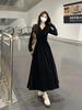 New V-neck long-sleeve slim-fit dress for women, autumn French pleated design, waist-cinching slimming base dress