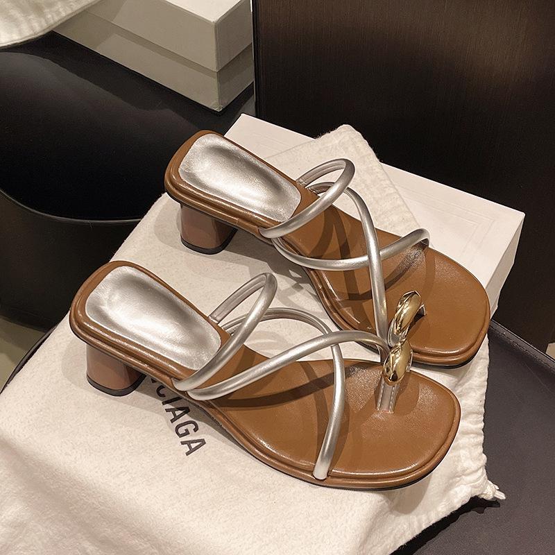 Set of Toe Slippers Women's Outer Wear 2025 Summer New Fashion Foreign Trade Small Thick Heel Non-slip Retro Cool Slippers