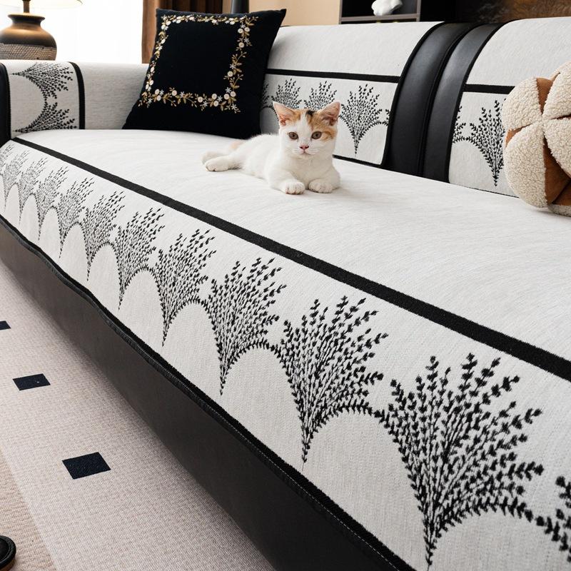 

New Sofa Cover Fabric with A High-end Feel Straight Row Sofa Cushion Cover with Anti Slip Properties Suitable for All Seasons 70x70cm чорний