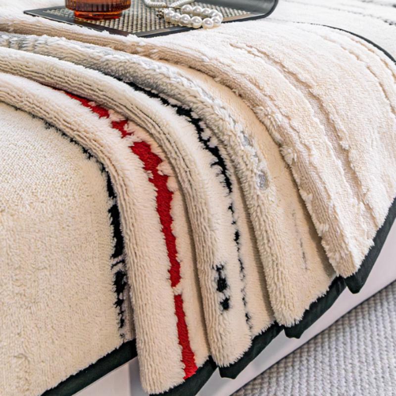 Cream Style Plush Sofa Cover Non-Slip Thick Sofa Towel Slipcover Pet Friendly Dust-proof Couch Protector Case for Living Room