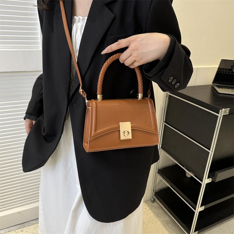 Fashionable Korean Style Small Square Bag Casual Crossbody Handbag With Lock Closure