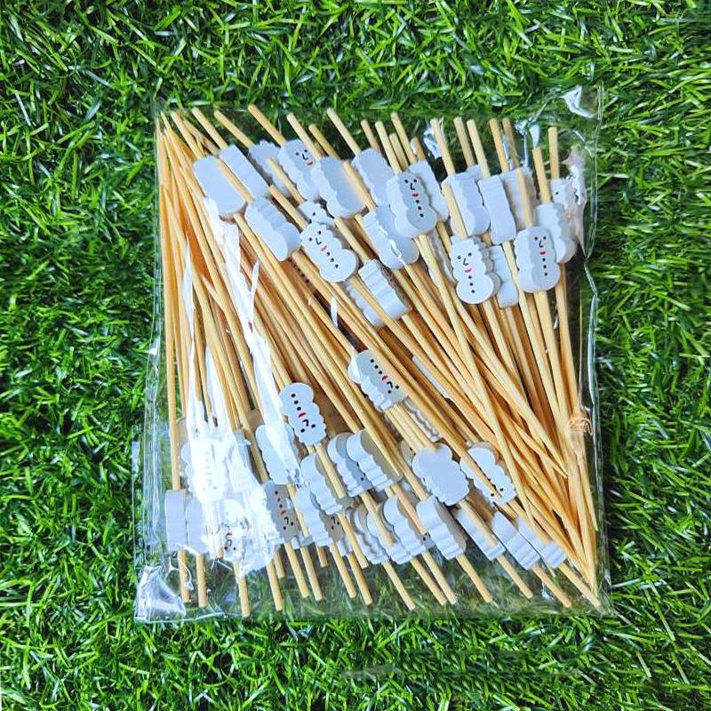 50Pcs Christmas Fruit Sticks Disposable Bamboo Sticks Christmas Tree Elk Santa Fruit Toothpicks for Cake Dessert Salad Decor