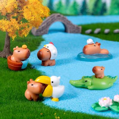 Mehrfarbige Cartoon-Capybara-Statue Harz-Accessoires Miniatur-Capybara-Figuren Bonsai-Mikrolandschaft Mini-Tiere Figur