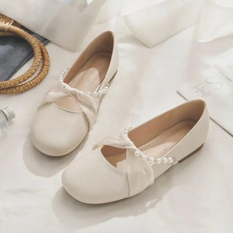 Fashion Low Heel Elegant Shoes for Women Round Toe Woman Flats Pearl Spring Wholesale Dress Young on Offer Summer 2025 Casual Y2k Slip
