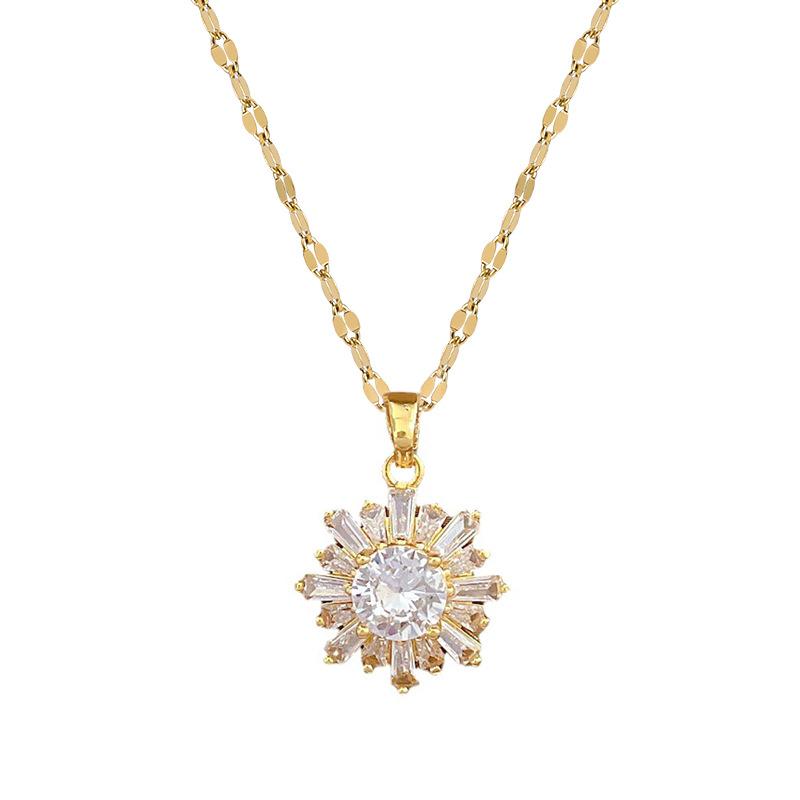 Geometric Snowflake Full Diamond Luxury Banquet Wedding Necklace Female Versatile Clavicle Chain Titanium Steel