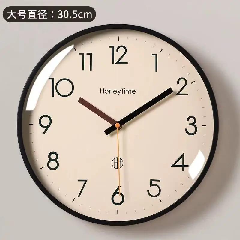 Classic Living Room Portable Clock Hanging Clock Wall Mounted Ultra Quiet Quartz Clock Practical Home Decoration Bedroom