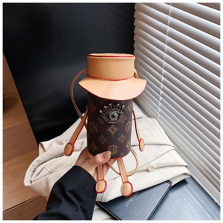 

Mobile phone bag female messenger new mini bucket bag niche messenger bag mini shoulder light luxury bag кавовий