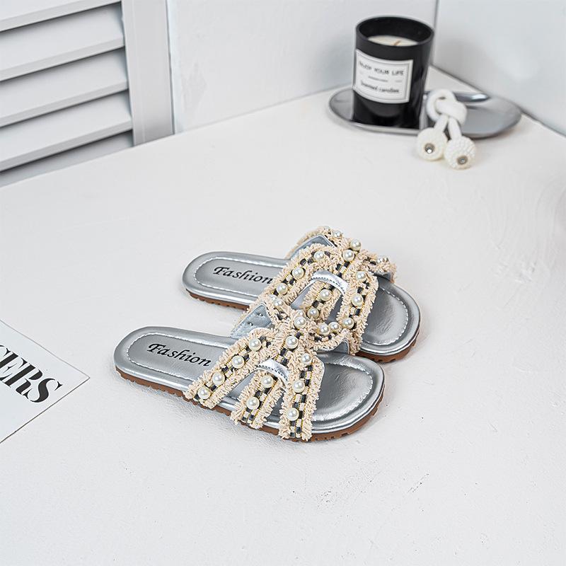 

Children Summer Flat Beach Slide Sandals Girls Casual Anti-Slip Soft Sole Slippers size 24 серебряный