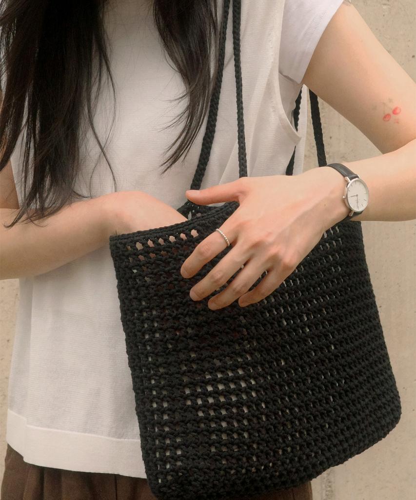 Ando By Hand More Shoulder Bag Black