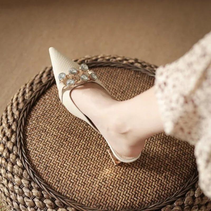 Fashion With Heel Slides Pointed Toe Shoes Women's Slippers and Ladies Sandals Outside New Fashion Chic Elegant Summer 2025 Style Luxury