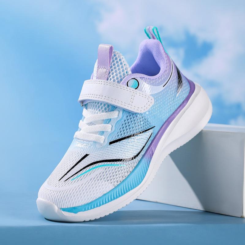 Spring and summer 2025 new mesh breathable boys' running shoes medium and large children's lightweight and versatile children's casual sports shoes