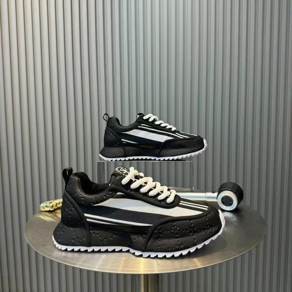 Fashion Leather Running Shoes Men Casual Shoes Outdoor Breathable Man Walking Lightweight Comfortable White Sneakers Tennis Sport Shoes