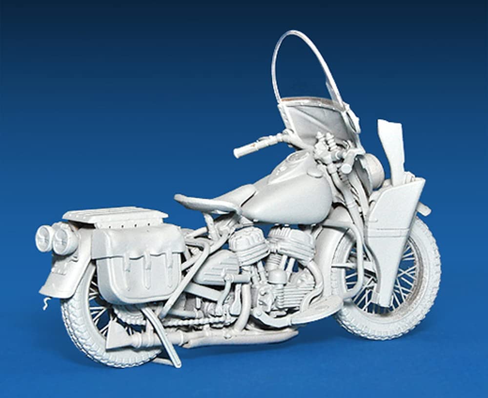 MiniArt Scale US Army Motorcycle Crew Repairing Special Edition Plastic Model Kit Tools and MA35284 1/35 (3 Figures) (Includes Toolbox)