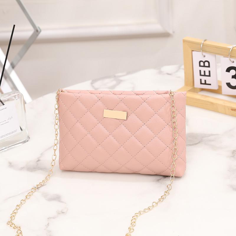 

Женская простая и универсальная ромбовидная сумка 2025 новая женская сумка из мягкой кожи сумка-саквояж на цепочке под мышкой