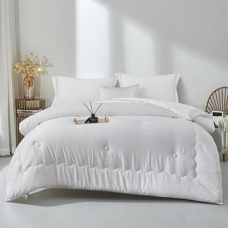 

Red Bean Premium Jacquard Winter Quilt