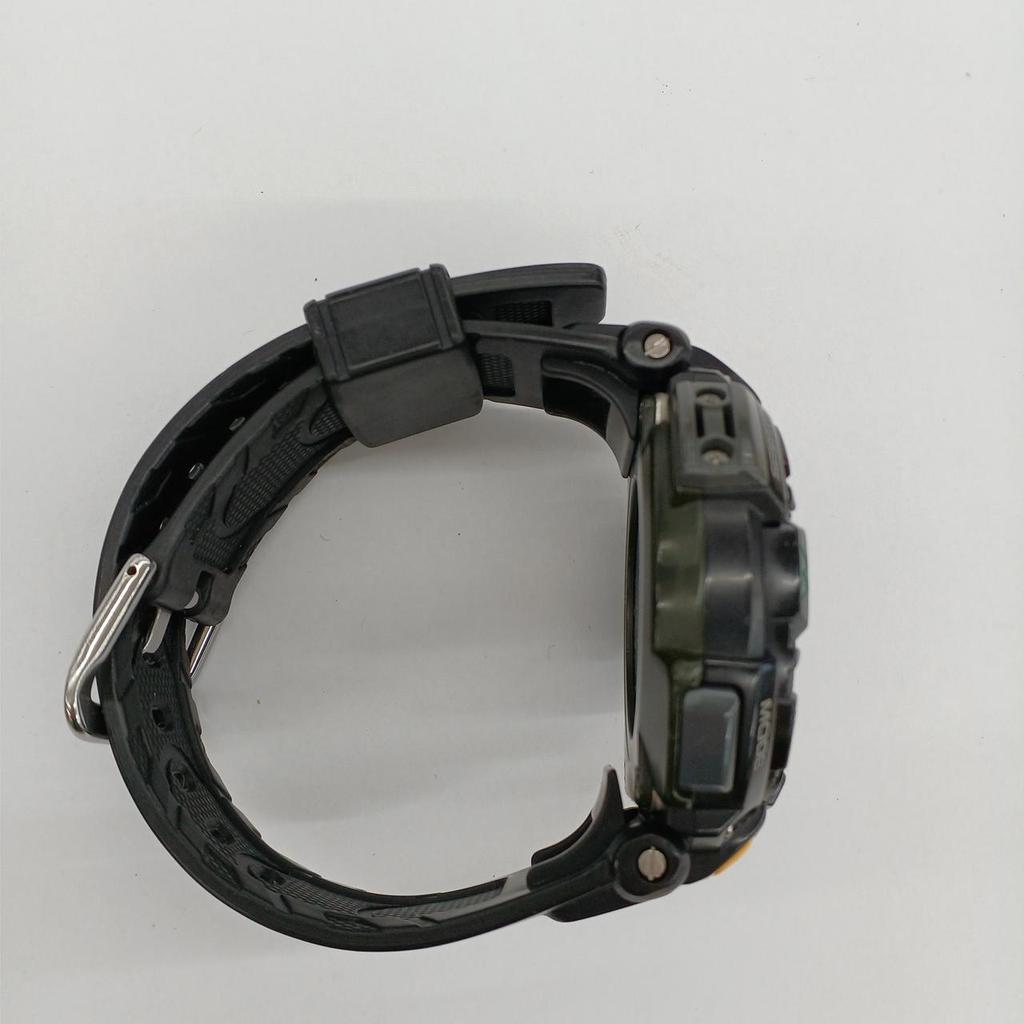 Used CASIO PRG-240 Watch