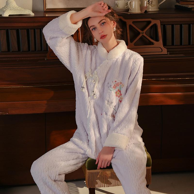 Women’s Plush Sleeping Suits Sexy Velvet Embroidered Chinese Knot Outer Robe and Pants Lounge Pajamas Comfortable Clothing