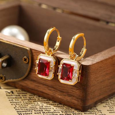 Boucles d'oreilles minimalistes rétro nouveau design Accessoires tendance et élégants Boucles d'oreilles pendantes émail rouge Cadeau pour femme
