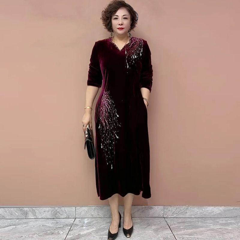 High-end Autumn Winter Retro Women's Velvet Plus-Size Dress V-neck Rhinestone Loose Long A-Line Casual Dress
