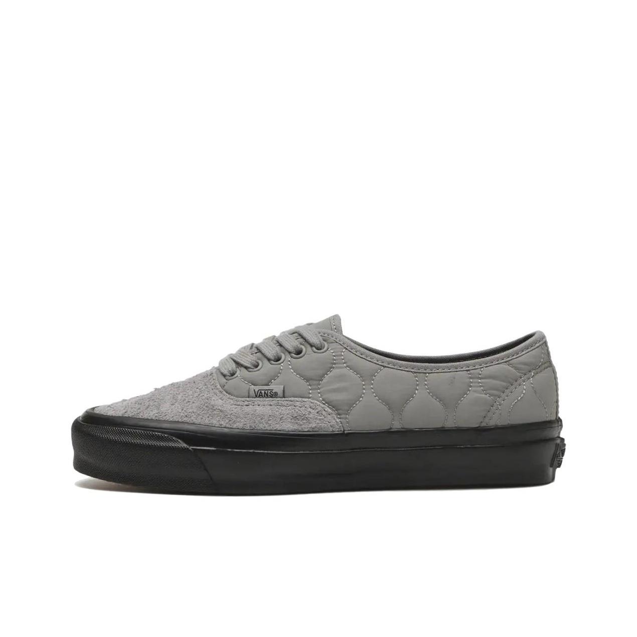 Vans Authentic Unisex Ebullient VN000EBULLL 37