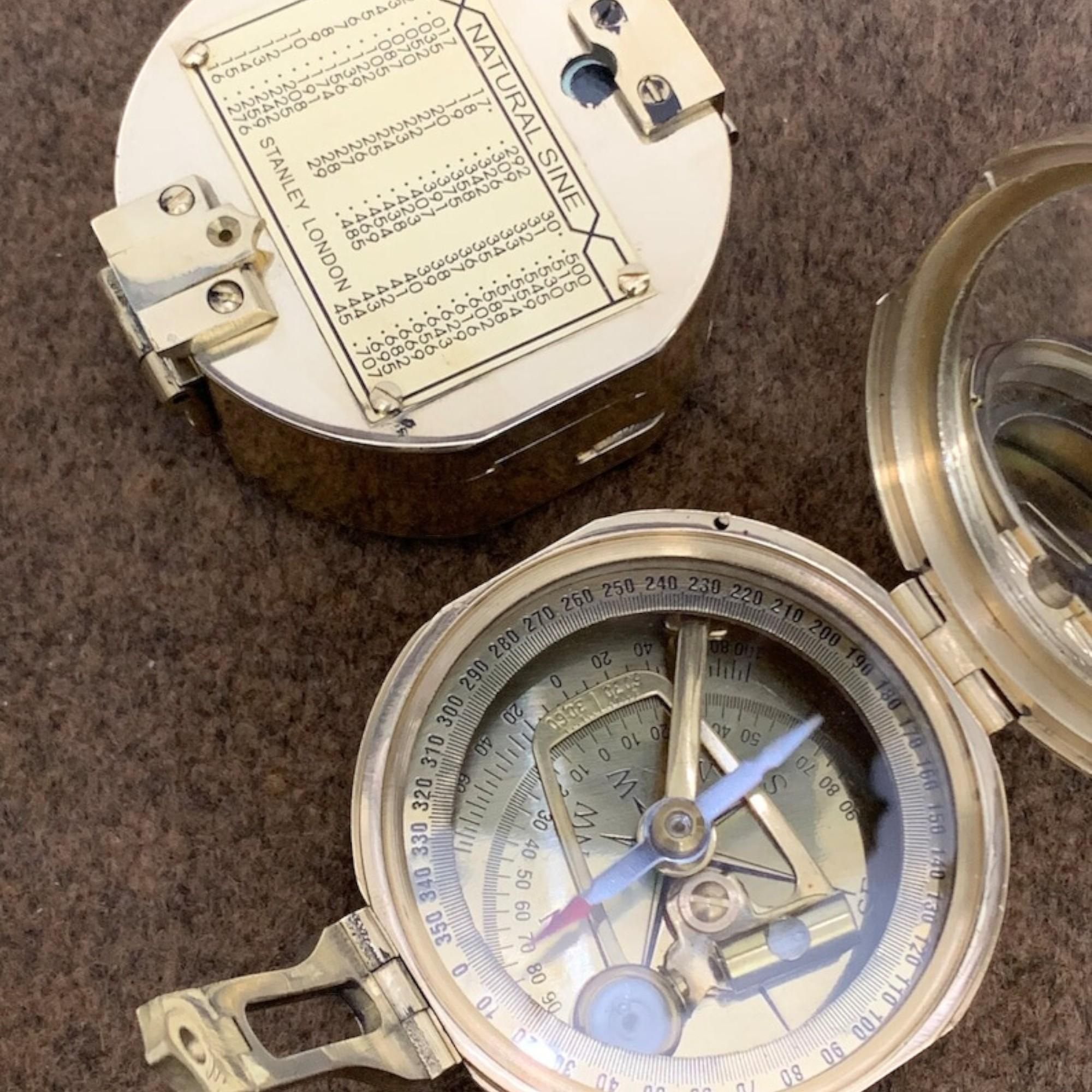 

Антикварный морской латунный блестящий компас Brunton, антикварный рабочий тяжелый транзитный компас ручной работы