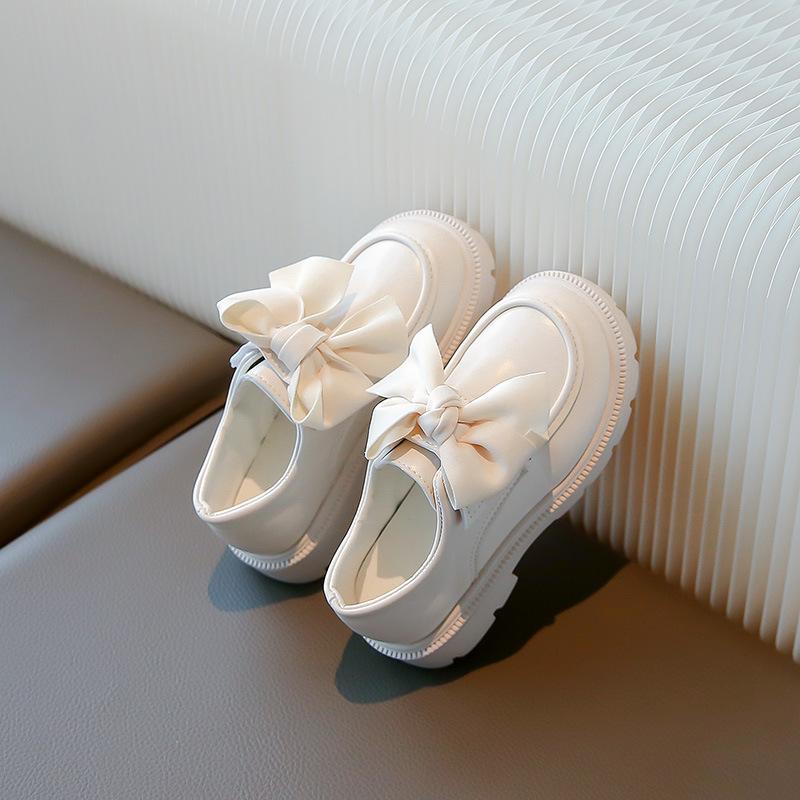 Girls and children's small leather shoes 2025 spring and autumn new princess girls single shoes black soft-soled loafers shoes bow