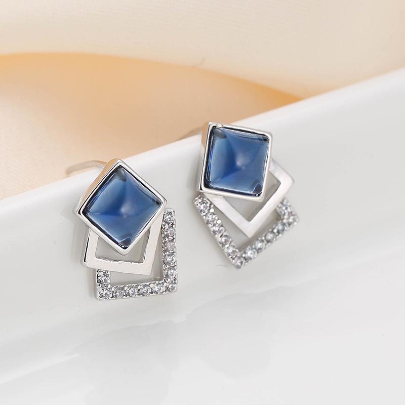 Personalized Geometric Metal Stud Earrings with Rhinestone Inlay