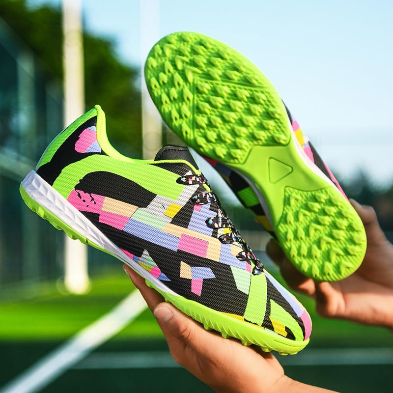 Men Football Boots Long Spikes High Ankle Soccer Shoes TF Kids Outdoor Grass Cleats Soccer Boots Training Sport Football Shoes