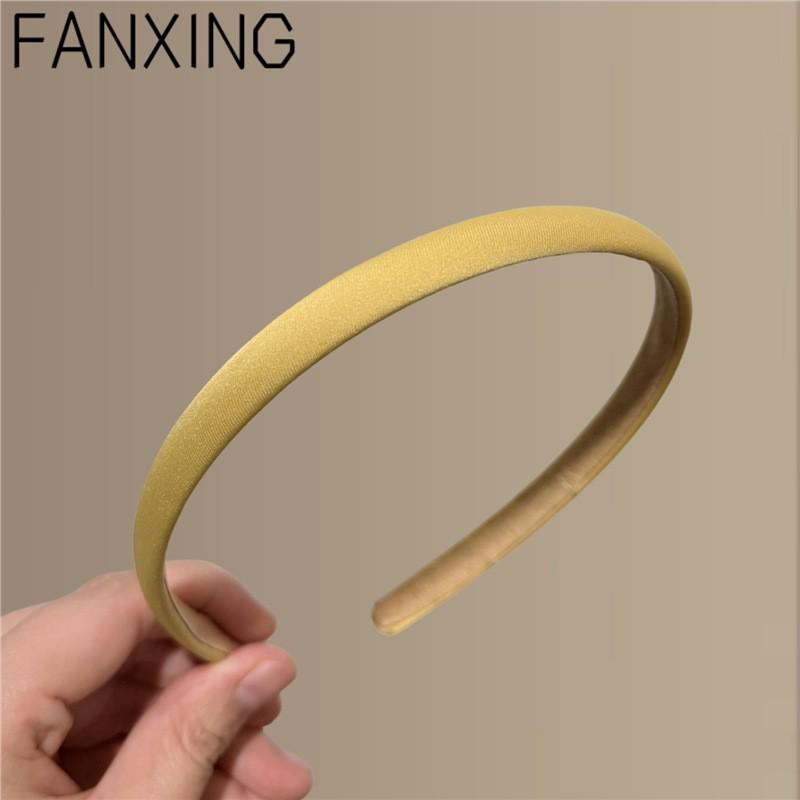 Retro Französisches Damen-Sommer-Haarband: Minimalistischer Stil, Hoher Schädel, Dünne Kante, Gesichtsumspielendes Temperament - Inspiriert von Zhang Ruonan