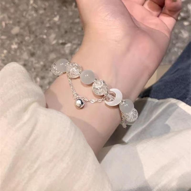 Chic Women's Bell Pendant Bracelet with Crystal Beaded White Flower Design for Outings